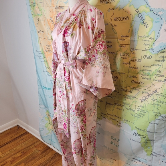 Sakurai Shoji Floral Pink Kimono Robe One Size With Belt 100% Cotton - Picture 8 of 16